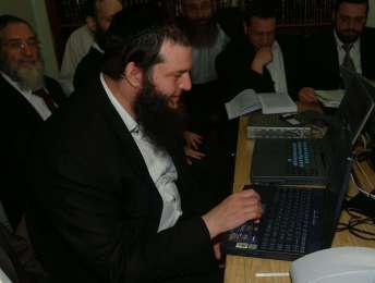 Rabbi Dov Zupnik